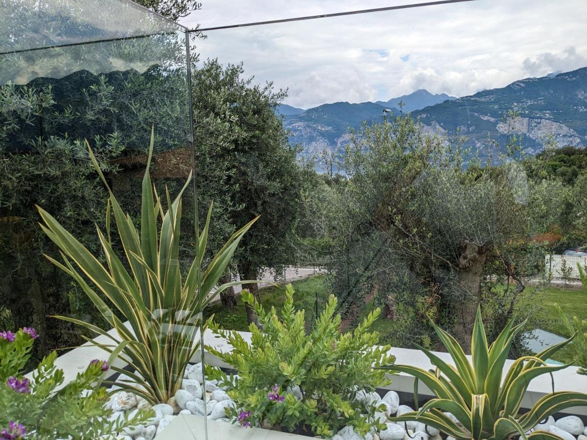 Olivo Luxury Apartments Malcesine Exterior photo