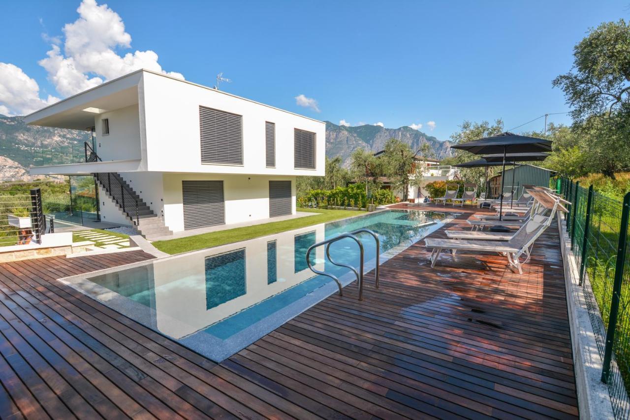 Olivo Luxury Apartments Malcesine Exterior photo